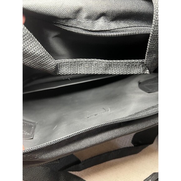 Air France Business Class Amenity Bag Set Travel Carry On Airline Case Kit Set - Picture 4 of 10